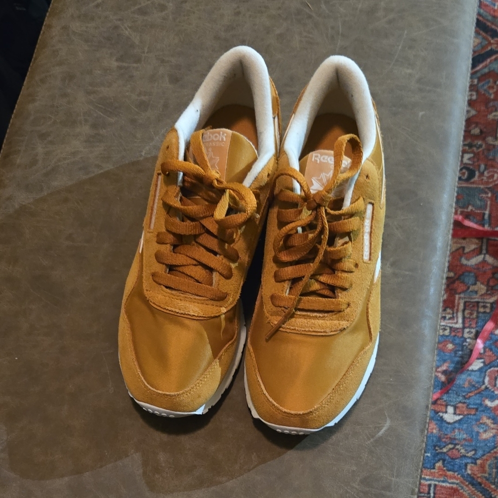 Reebok Women's Sneakers in Mustard and White